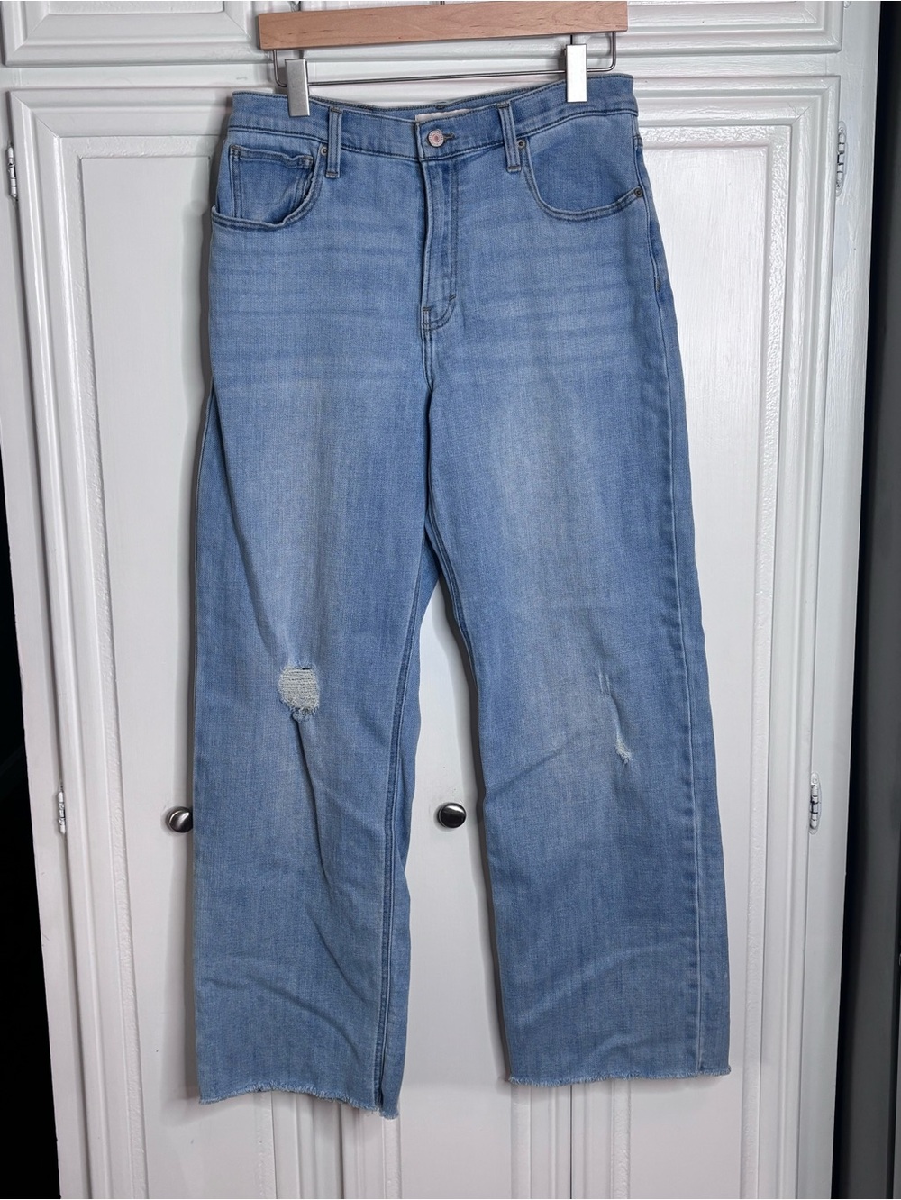 Lucky Brand Light Blue Denim Jeans - Pink Logo Tag